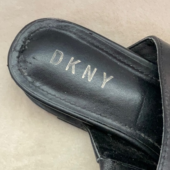 DKNY Black Women's Slide Sandals - Picture 4 of 10